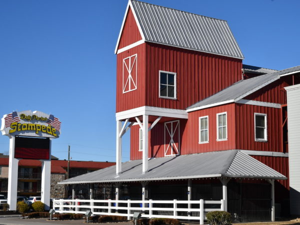 dolly parton's stampede in pigeon forge