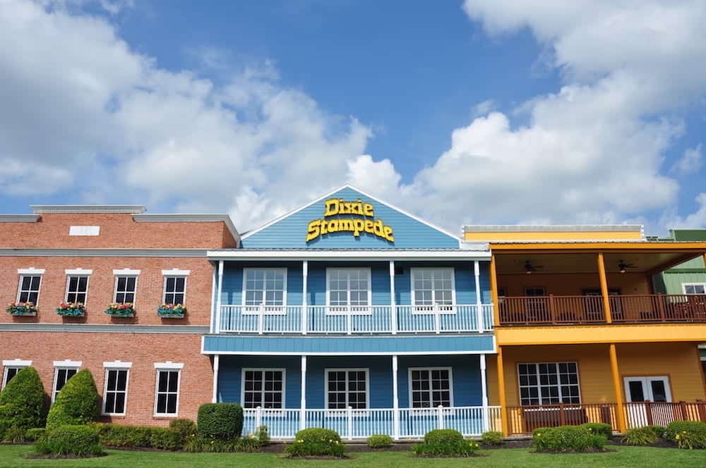 4 Advantages of Staying at Our Hotel Near Dixie Stampede Pigeon Forge