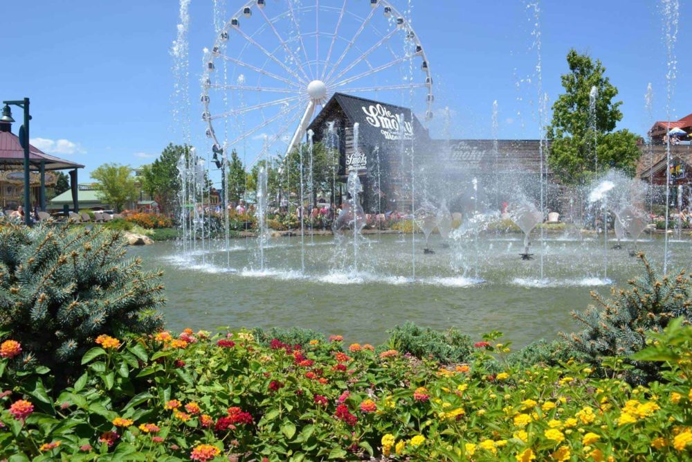4 Totally Free Pigeon Forge Attractions You Should Take Advantage of During Your Vacation
