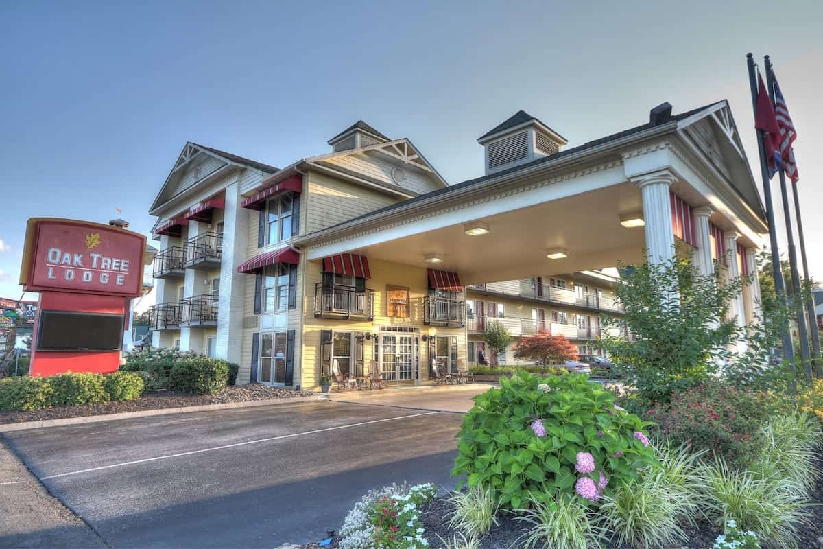 Top 4 Things That Guests Love About the Location of Our Hotel in Sevierville TN