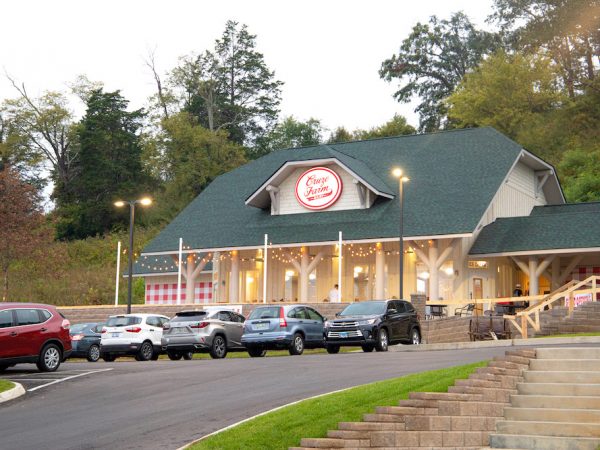 cruze farm sevierville tn